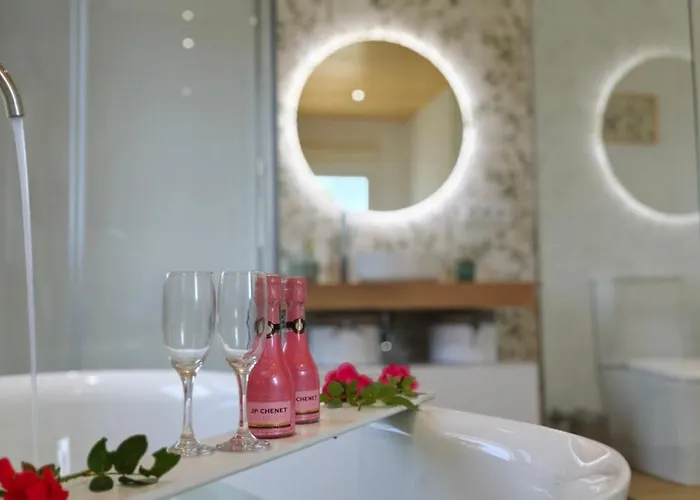 Loft Con Banera, Donde La Ciudad Es Naturaleza * ポンテアレーアス